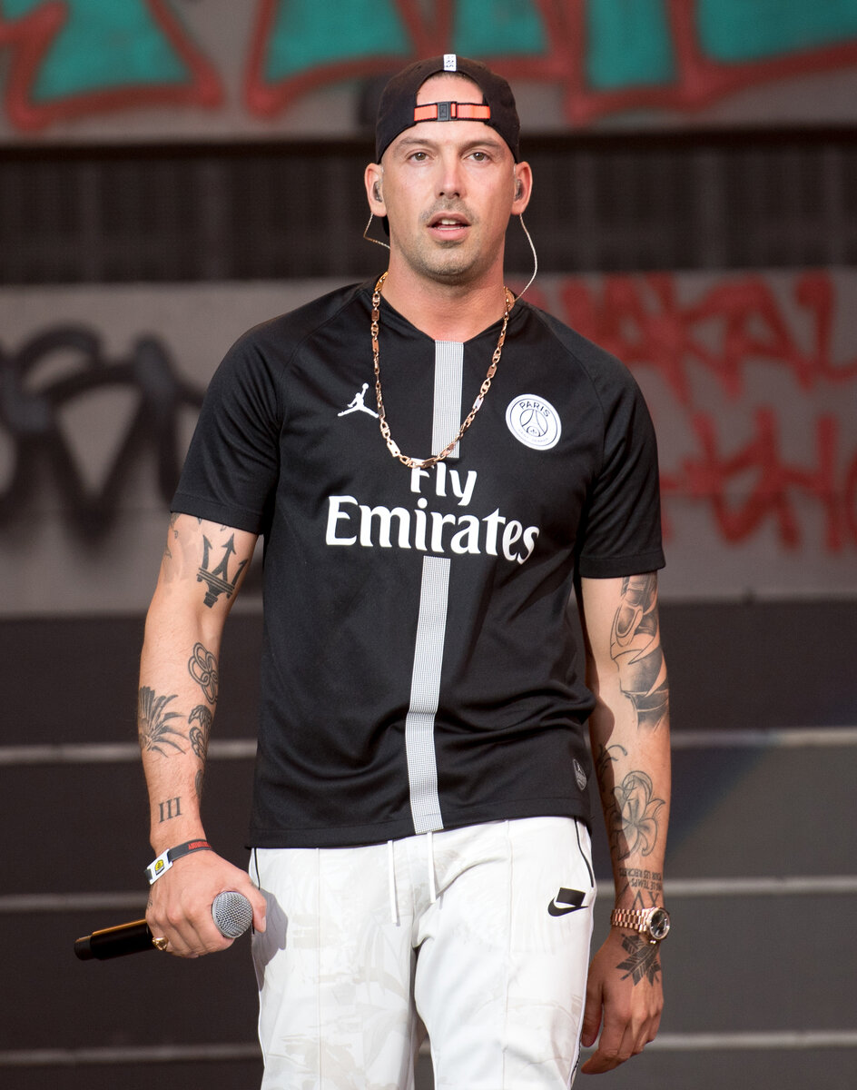 RAF Camora featuring Bonez MC