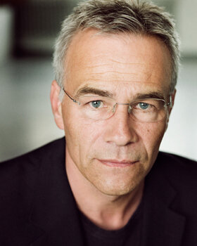 Klaus J. Behrendt