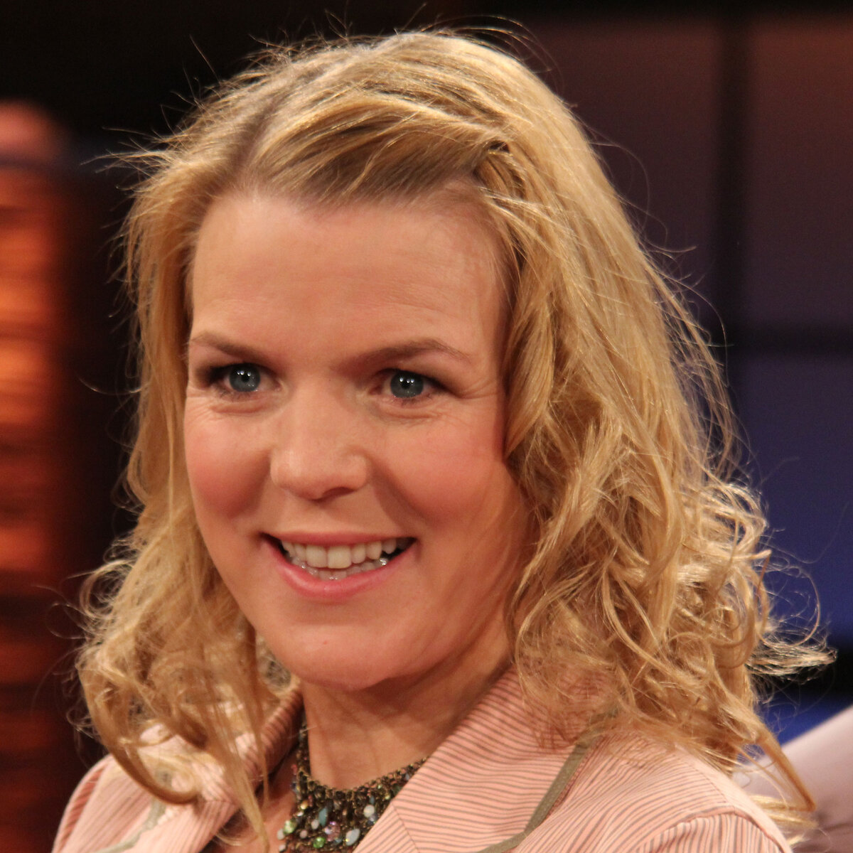 Mirja Boes